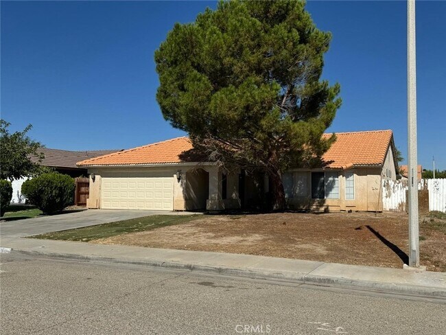 Building Photo - 1229 Onyx Dr
