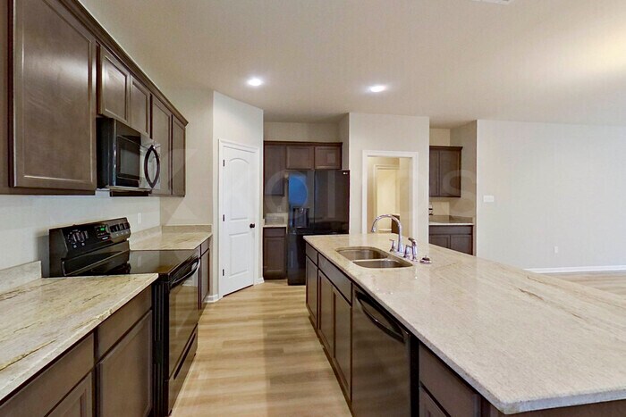 Building Photo - 129 Haygood Pt