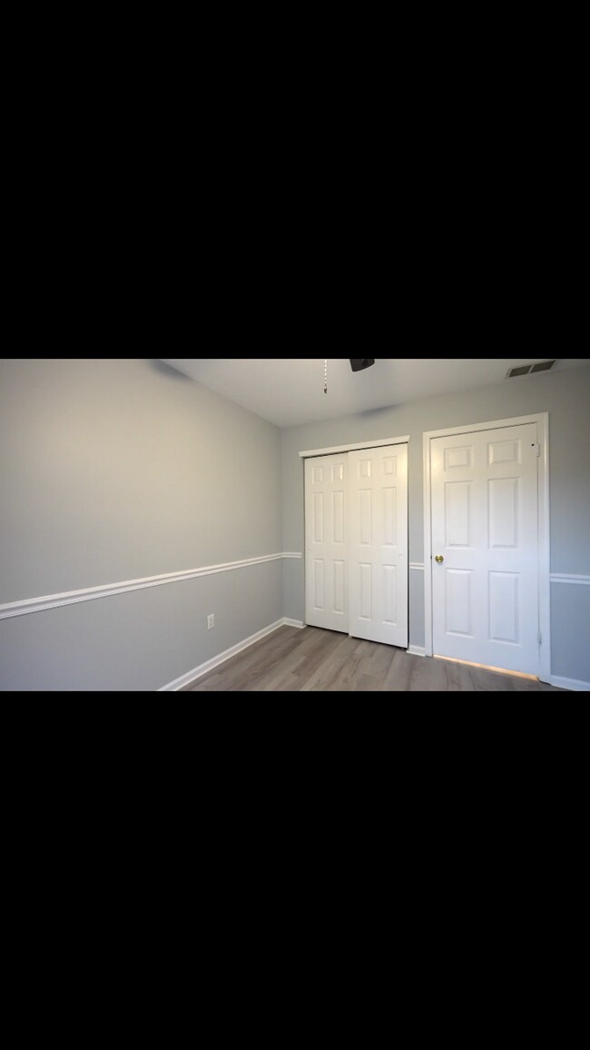 Building Photo - 110 Magnolia Ct