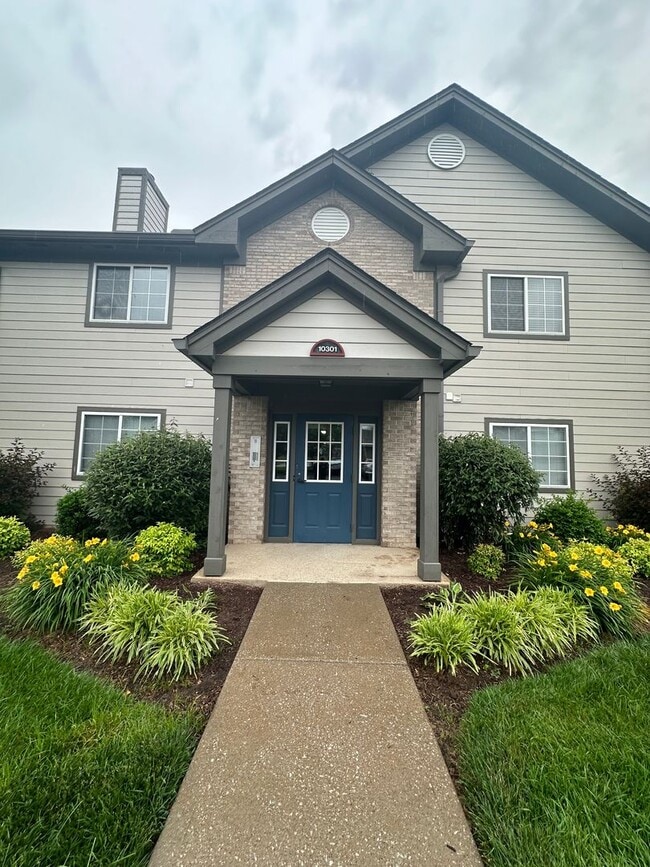 Building Photo - Worthington Glen Condo For Rent - 2BR/2BA with Garage and Bonus Room!