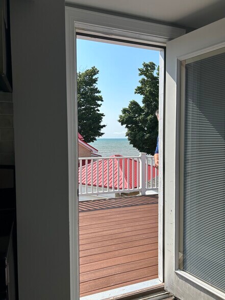 Door to second floor deck - 4188 Lake Shore Rd