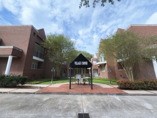 Building Photo - 11852 Taylorcrest Rd