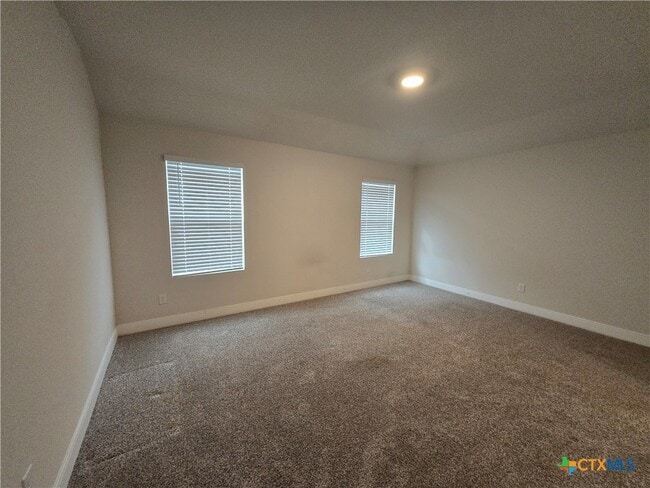 Building Photo - 1420 Parkwood