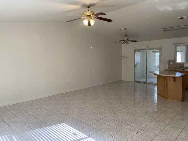 Building Photo - 6903 Creamery Ln