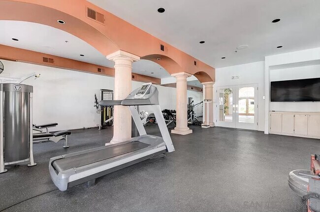 Building Photo - 17161 Alva Rd