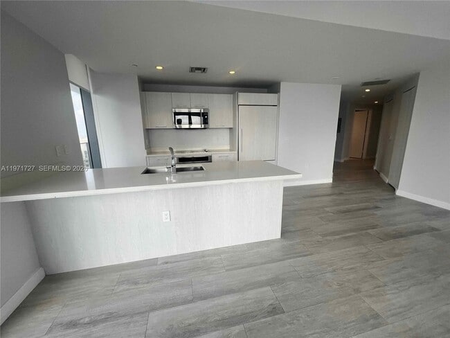 Building Photo - 45 SW 9th St