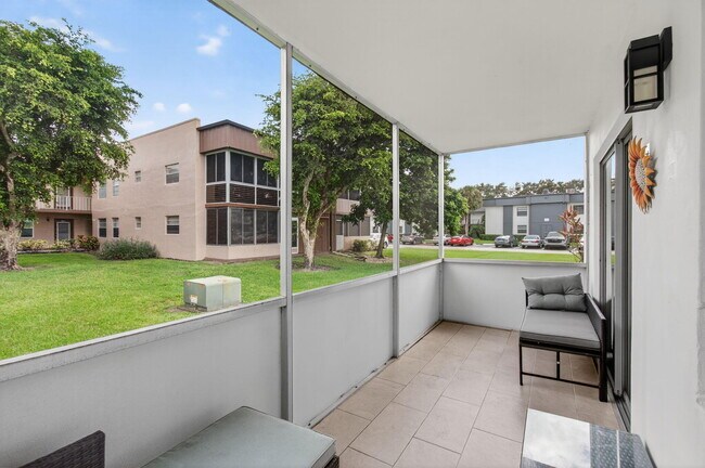 Building Photo - 406 Piedmont I