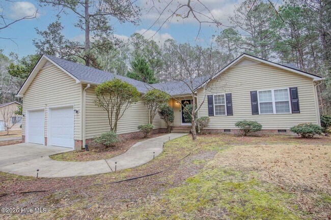 Building Photo - 681 Ginesing Dr