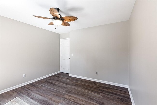 Building Photo - 6080 Stone Wood Dr NW