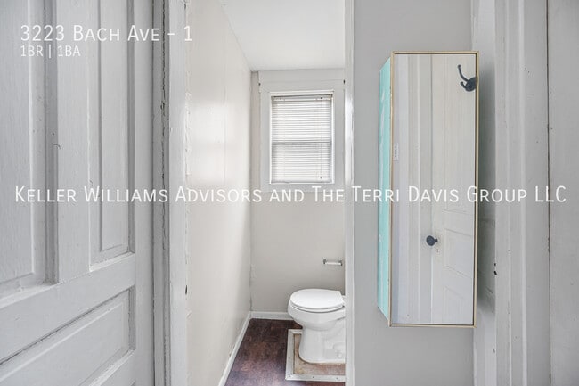 Building Photo - 3223 Bach Ave