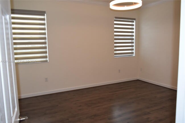 Building Photo - 3384 W 100th Terrace