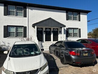 Building Photo - 963 W Ocean View Ave