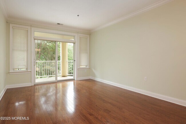 Building Photo - 2211 Xanadu Lane