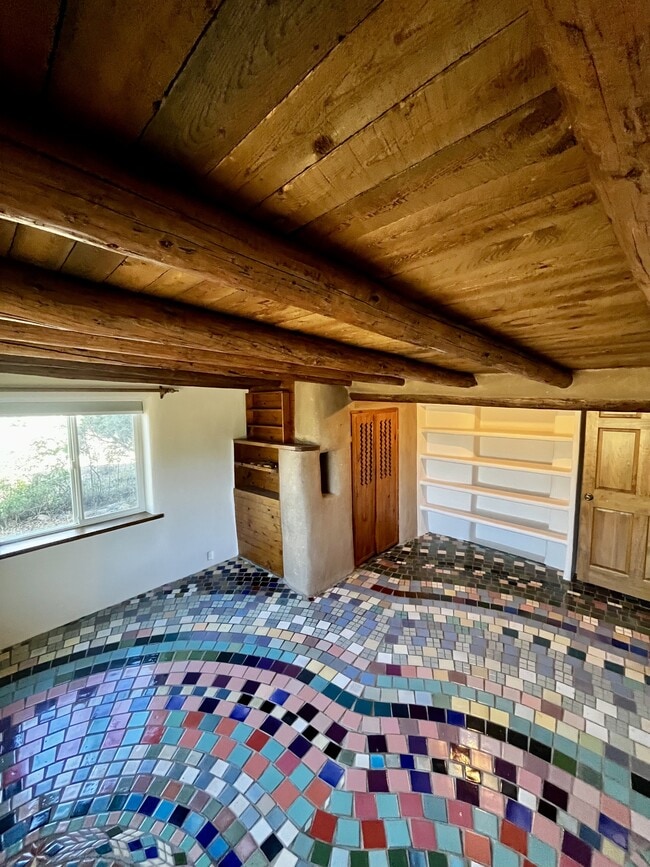 Building Photo - 13 Flor Azul Rd