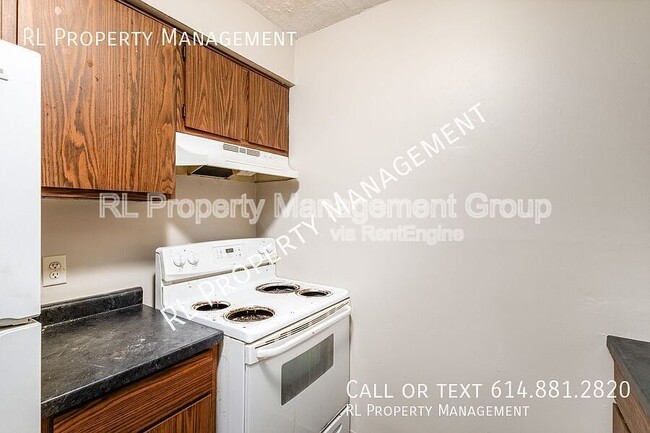 Building Photo - 3246 Rakeford Dr