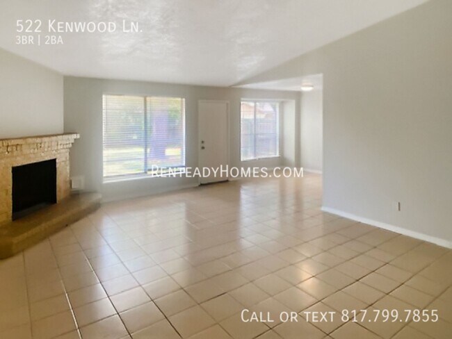 Building Photo - 522 Kenwood Ln