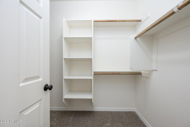 Building Photo - 538 W Gum Tree Ave