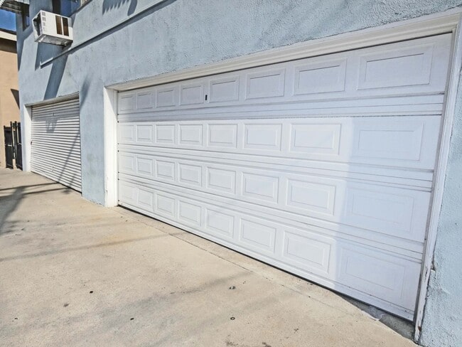 Building Photo - 12401 Breezewood Dr