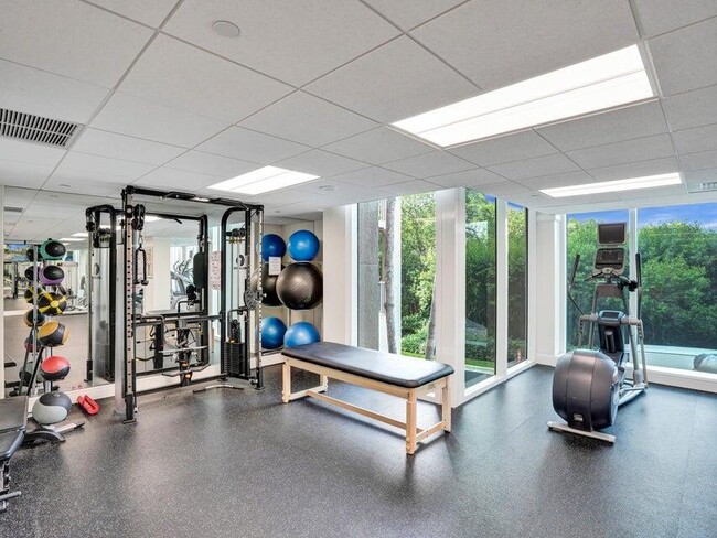 Building Photo - 3720 S Ocean Blvd