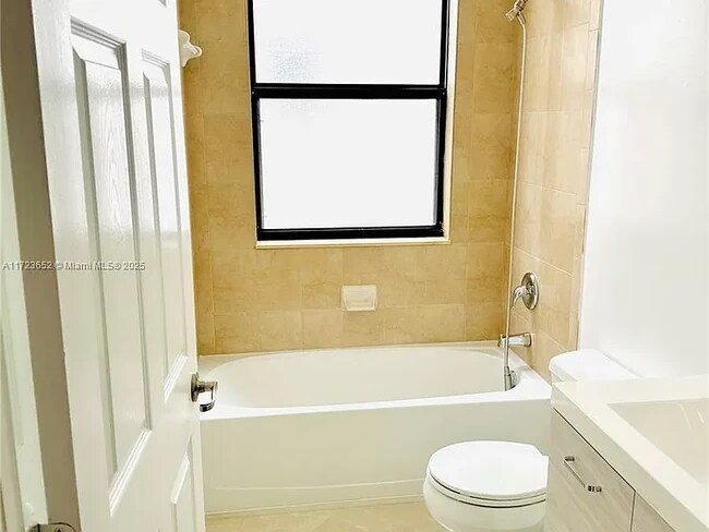 Building Photo - 3530 W 88th St