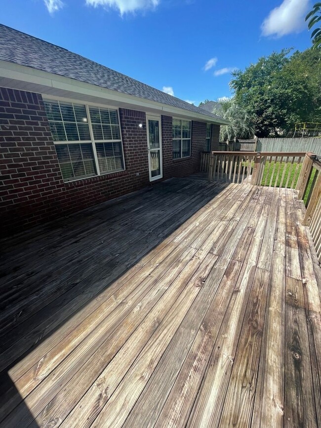 Building Photo - Home in Foxwood Estates