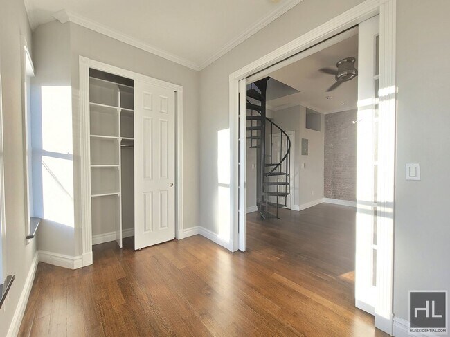 Building Photo - East 3rd Street