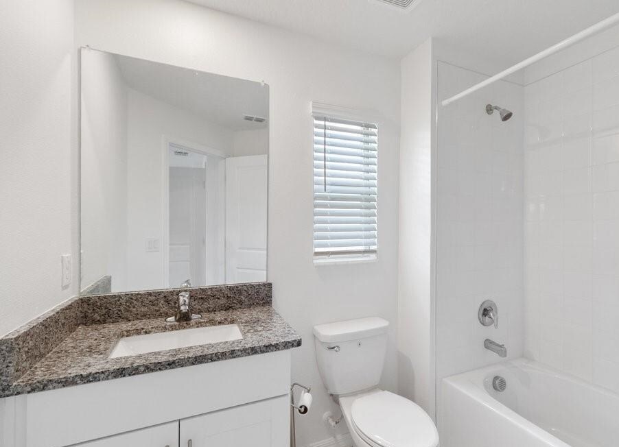 Building Photo - 8305 Crescent Oaks Dr