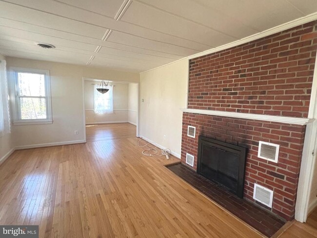 Building Photo - 4112 Elizabeth Ln