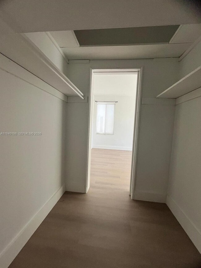 Building Photo - 3921 Meridian Ave