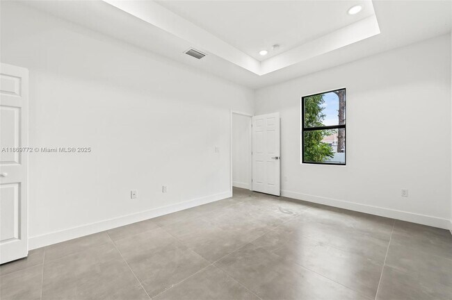 Building Photo - 3705-3737 37th St SW