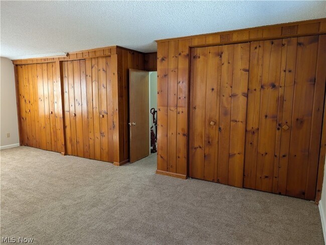 Building Photo - 703 Avondale St