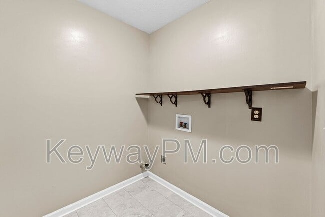 Building Photo - 281 Mill Branch Way