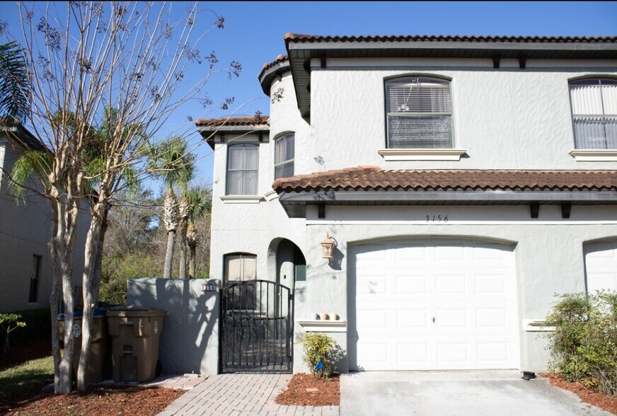 Primary Photo - 3156 Via Palma Ln