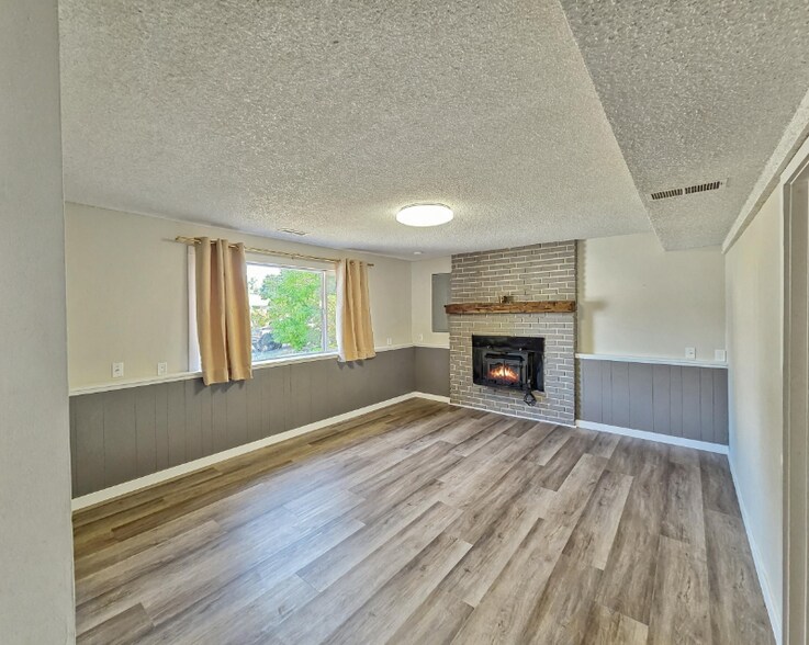 Building Photo - 12919 SE 185th St