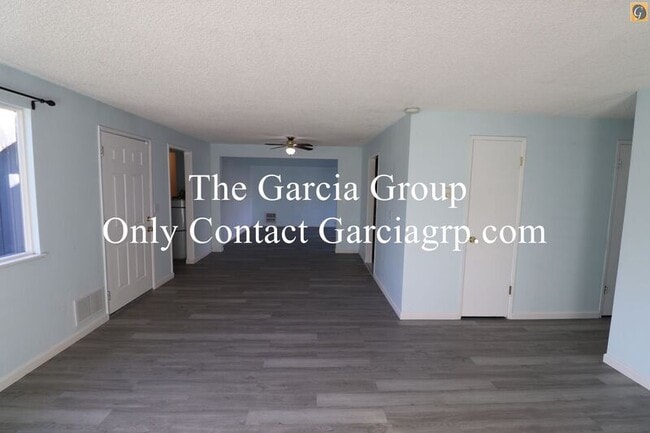 Building Photo - 4505 NE Emerson St