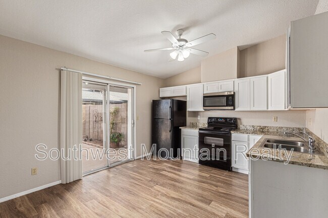 Building Photo - 4744 E Camino St