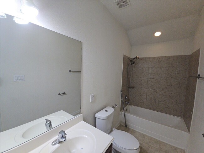 Building Photo - 11722 Wren Crossing Dr