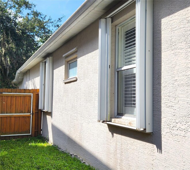 Building Photo - 10232 Grant Creek Dr