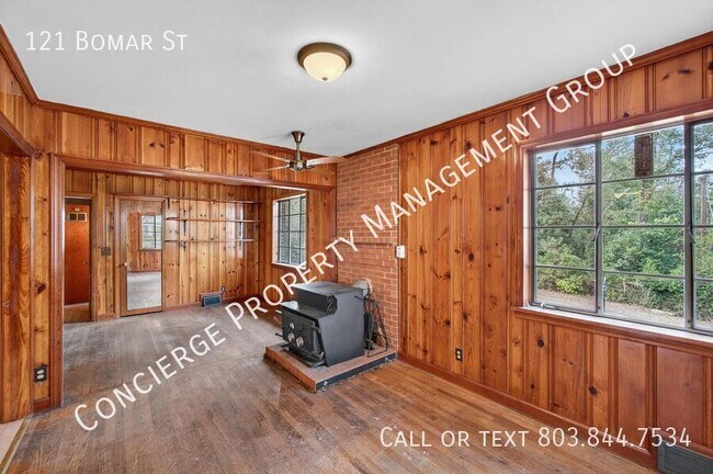 Building Photo - 121 Bomar St