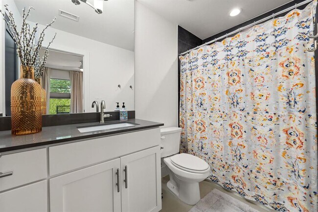 Building Photo - 3700 Clawson Rd