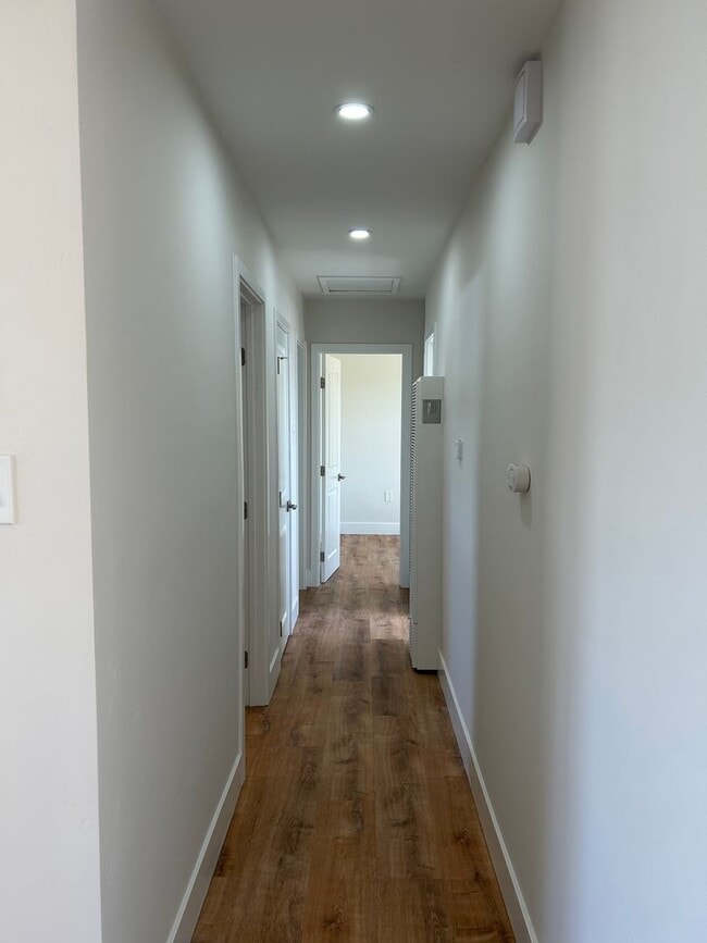 Building Photo - Newly remodeled 3 Bedroom 1 Bath House