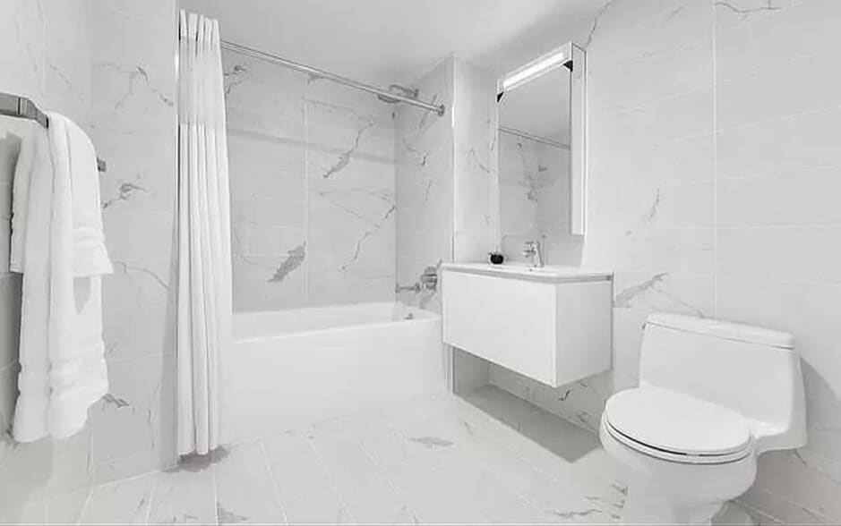 Building Photo - 1790 3rd Ave