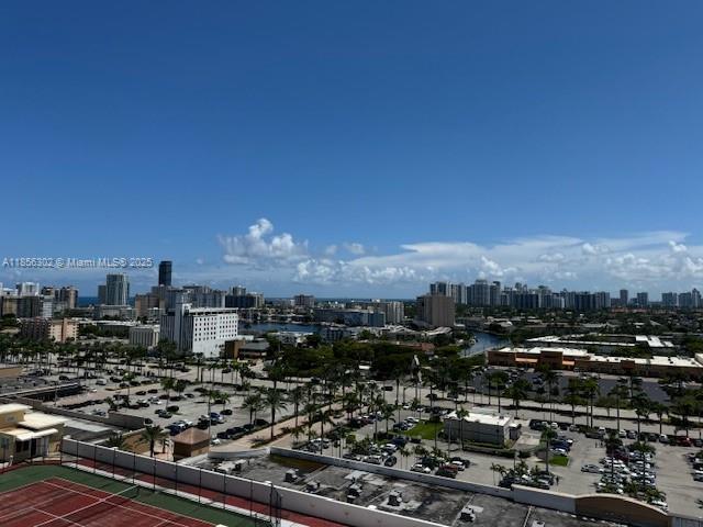 Building Photo - 1745 E Hallandale Beach Blvd