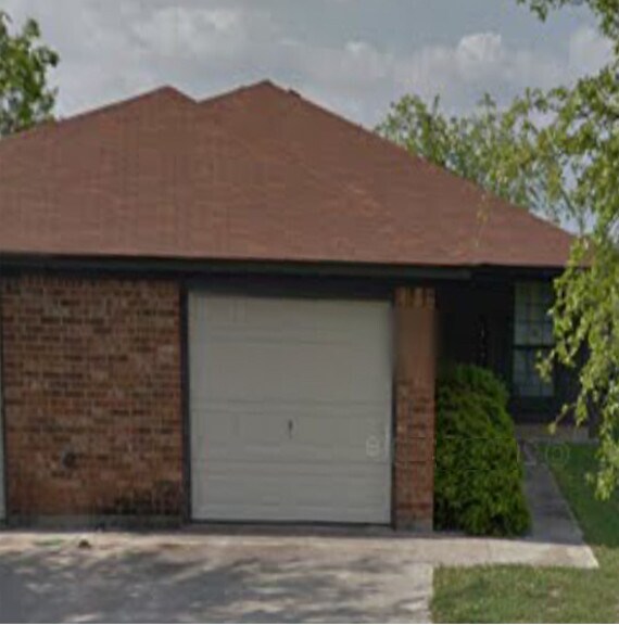 Coming Soon! 2 Bedroom, 2 Full Bath Duplex... 1139 Landsdale Ln Fort Worth TX 76179