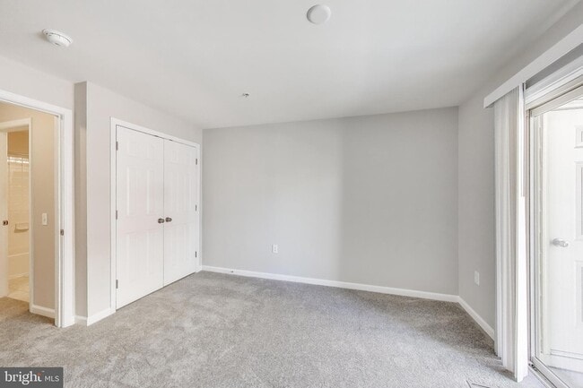 Building Photo - 645 Diamondback Dr