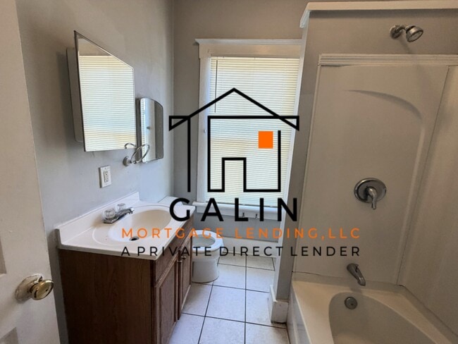 Building Photo - 20 W 54th St