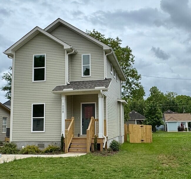 Primary Photo - 1008 Halsey Ave NE