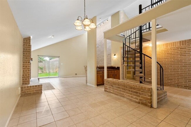 Building Photo - 25710 Pepper Ridge Ln