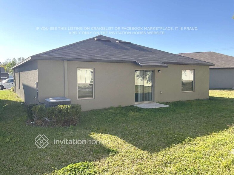 Building Photo - 1524 Blue Rose Dr