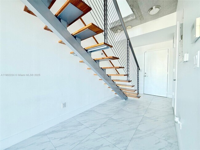 Building Photo - 690 SW 1st Ct